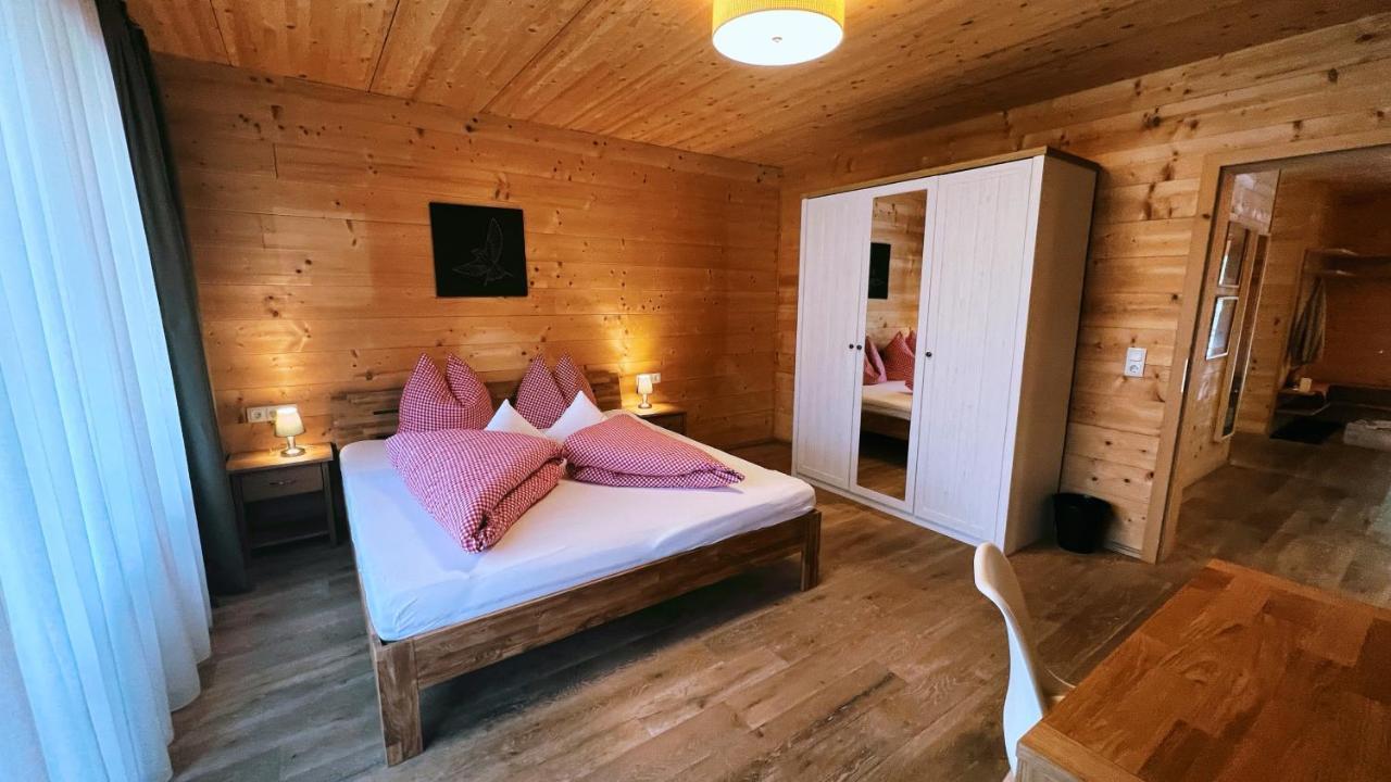 Mountain Inn Chalets & Apartments ヴァルヒゼー エクステリア 写真