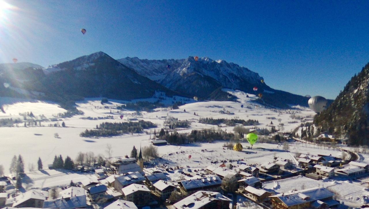 Mountain Inn Chalets & Apartments ヴァルヒゼー エクステリア 写真