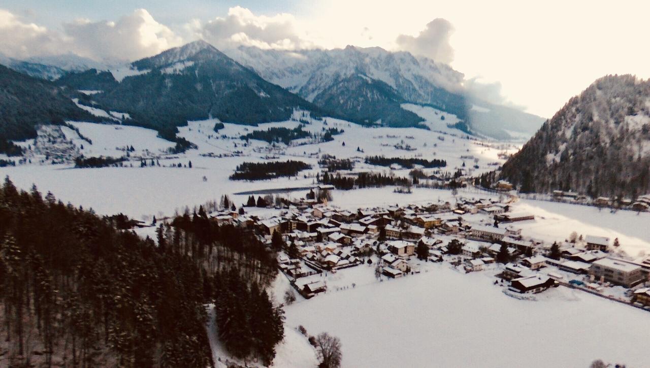 Mountain Inn Chalets & Apartments ヴァルヒゼー エクステリア 写真