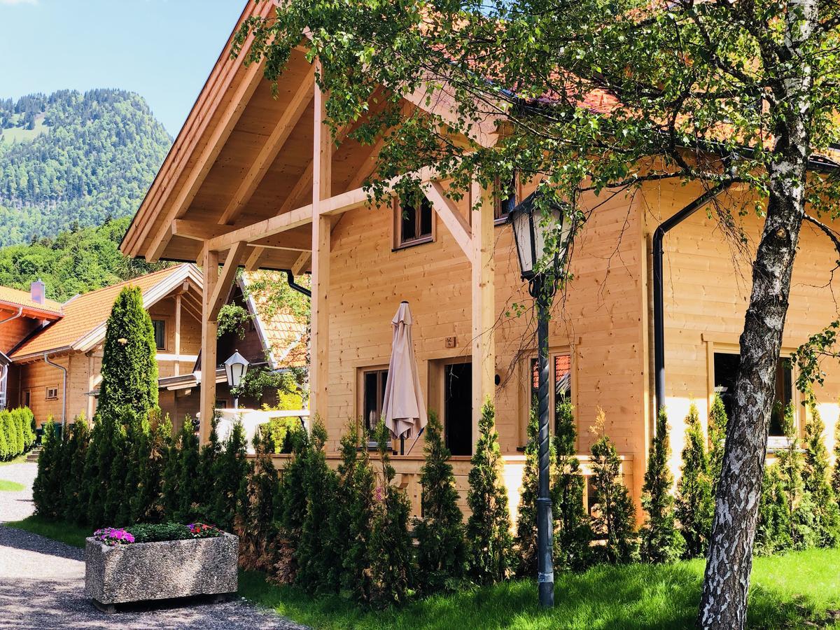 Mountain Inn Chalets & Apartments ヴァルヒゼー エクステリア 写真